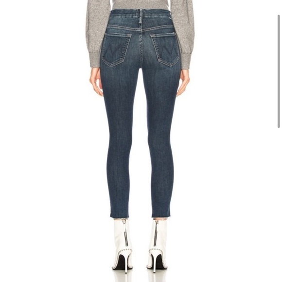 Mother High Waisted Looker Ankle Fray Close to the Edge Blue Jean Distressed 30 - Picture 2 of 15